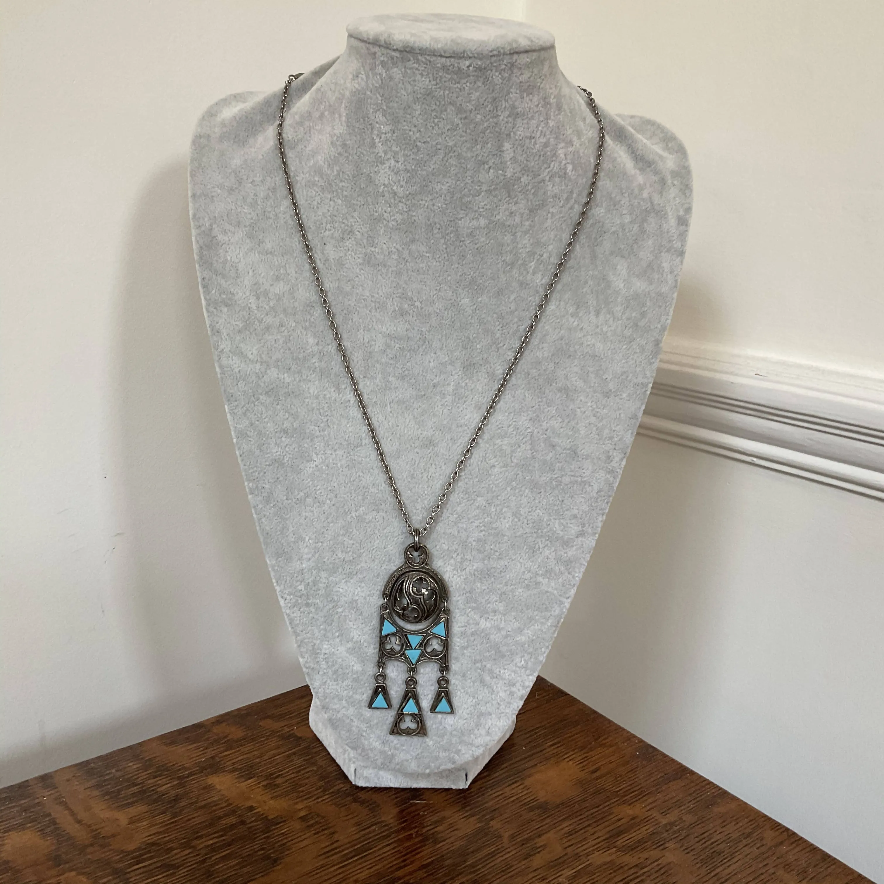 1970’s ‘Miracle’ pendant necklace